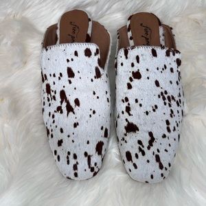 Free People slides